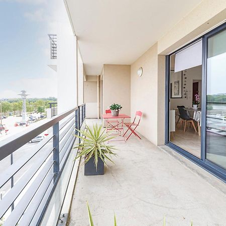 Ferienwohnung L'Aragon Wifi Balcon Vue La Maine Angers Exterior foto